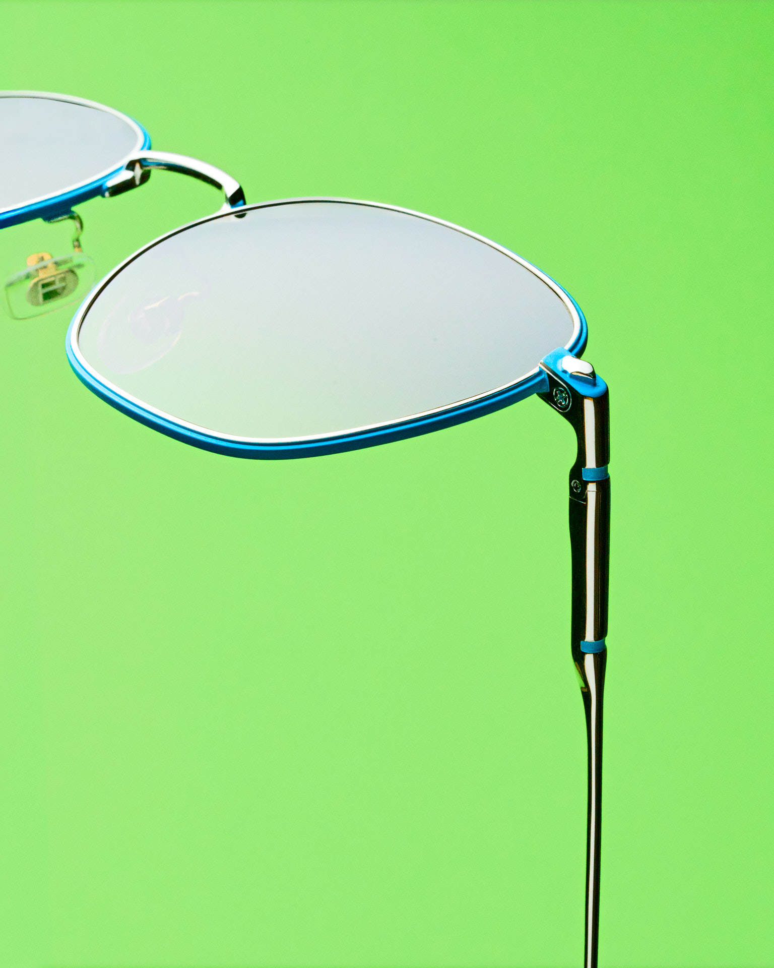 sting-eyewear-ss25-campagna-social-rohd-studio-18 sting-eyewear-ss25-campagna-social-rohd-studio-18